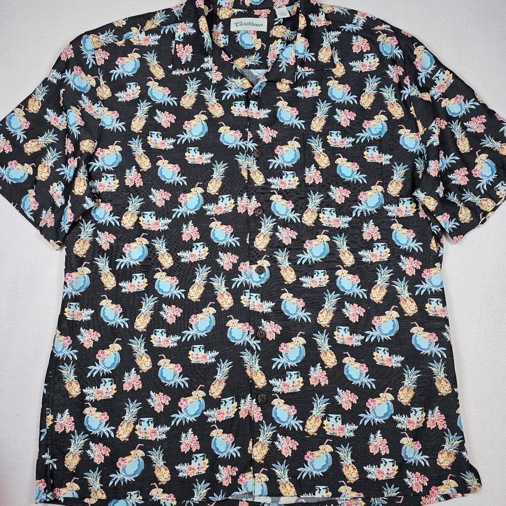Caribbean Button Down Mens Large Short Sleeve‎ Rayon Tropical Drink Pineapple